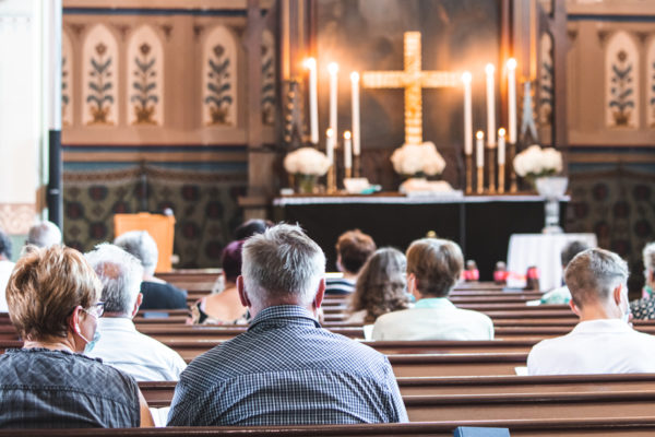 How to Attract More People to Your Church This Summer